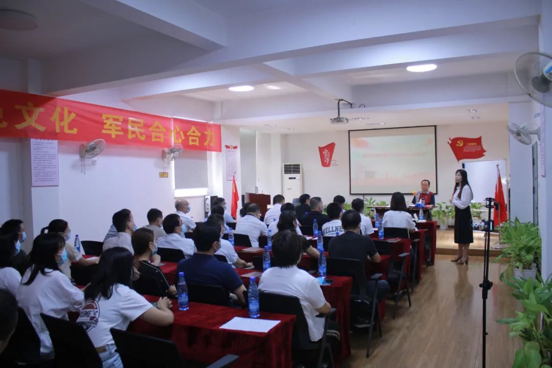 李益敏教授受邀到天鸣讲授红色主题教育专题党